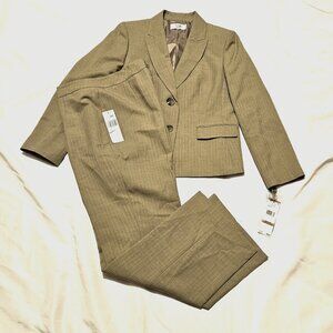 Le Suit Pant Suit